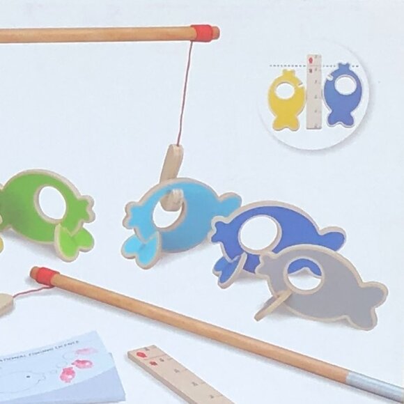 New in Box Classic World Wooden Fishing Game 3+🐟 - Picture 6 of 11